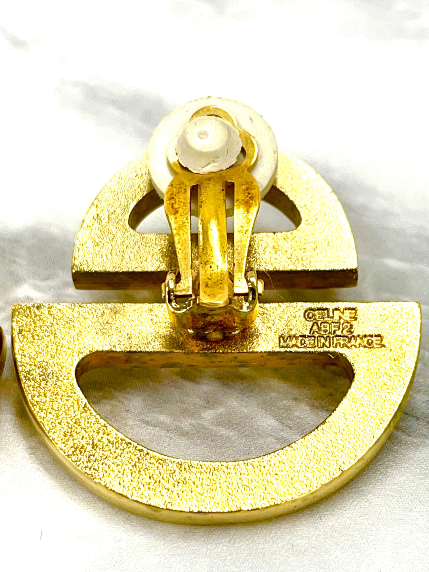 CELINE Horseshoe Circle earrings gold vintage old accessories 2tts8b