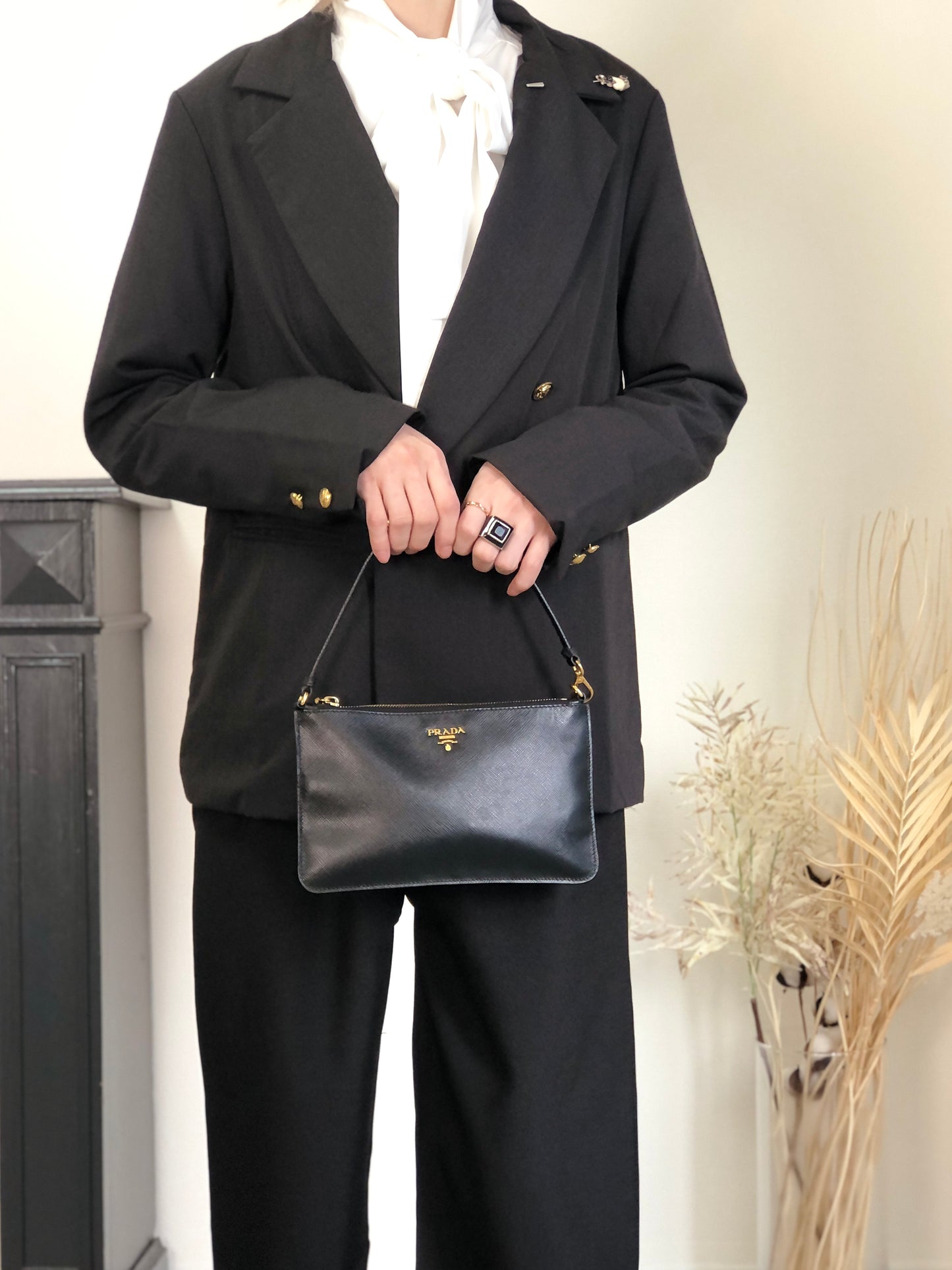 PRADA Logo Small Handbag Black Vintage ce7ved