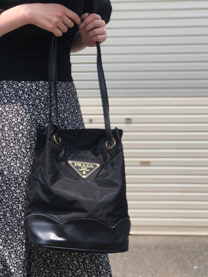 PRADA Triangle logo Nylon Bucket Tote bag Black Vintage 6azkzz