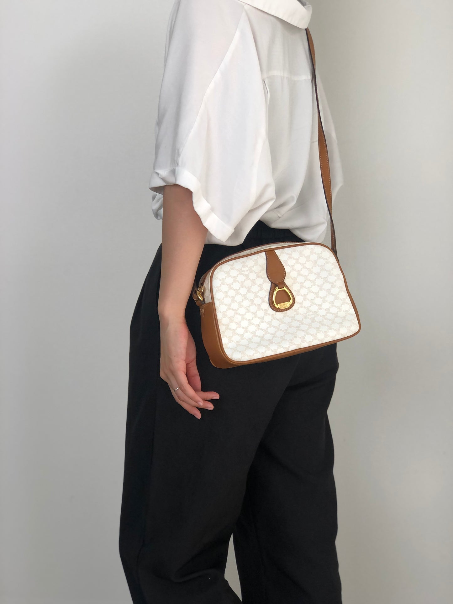 CELINE Macadam Horse Bit Shoulder bag White Vintage wbvsb7