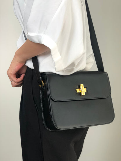 CELINE Turn Lock Shoulder bag Black Vintage jth6xy