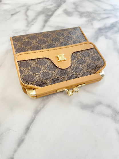 CELINE Macadam Triomphe Clasp wallet Brown Vintage Old Celine cy6ffc