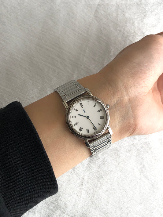 Yves Saint Laurent YSL Logo Quartz Watch Silver 4625-E67722 Vintage cuai7i