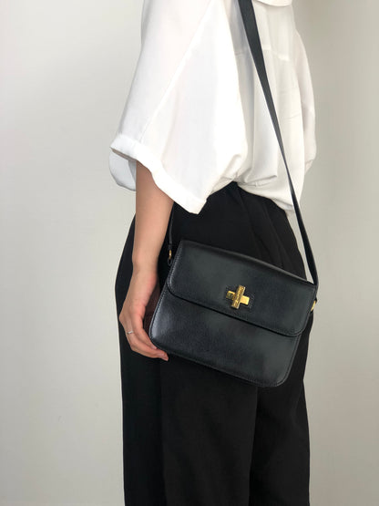 CELINE Turn Lock Shoulder bag Black Vintage jth6xy