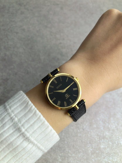 GUCCI Watch Black×Gold Vintage x7vvmr