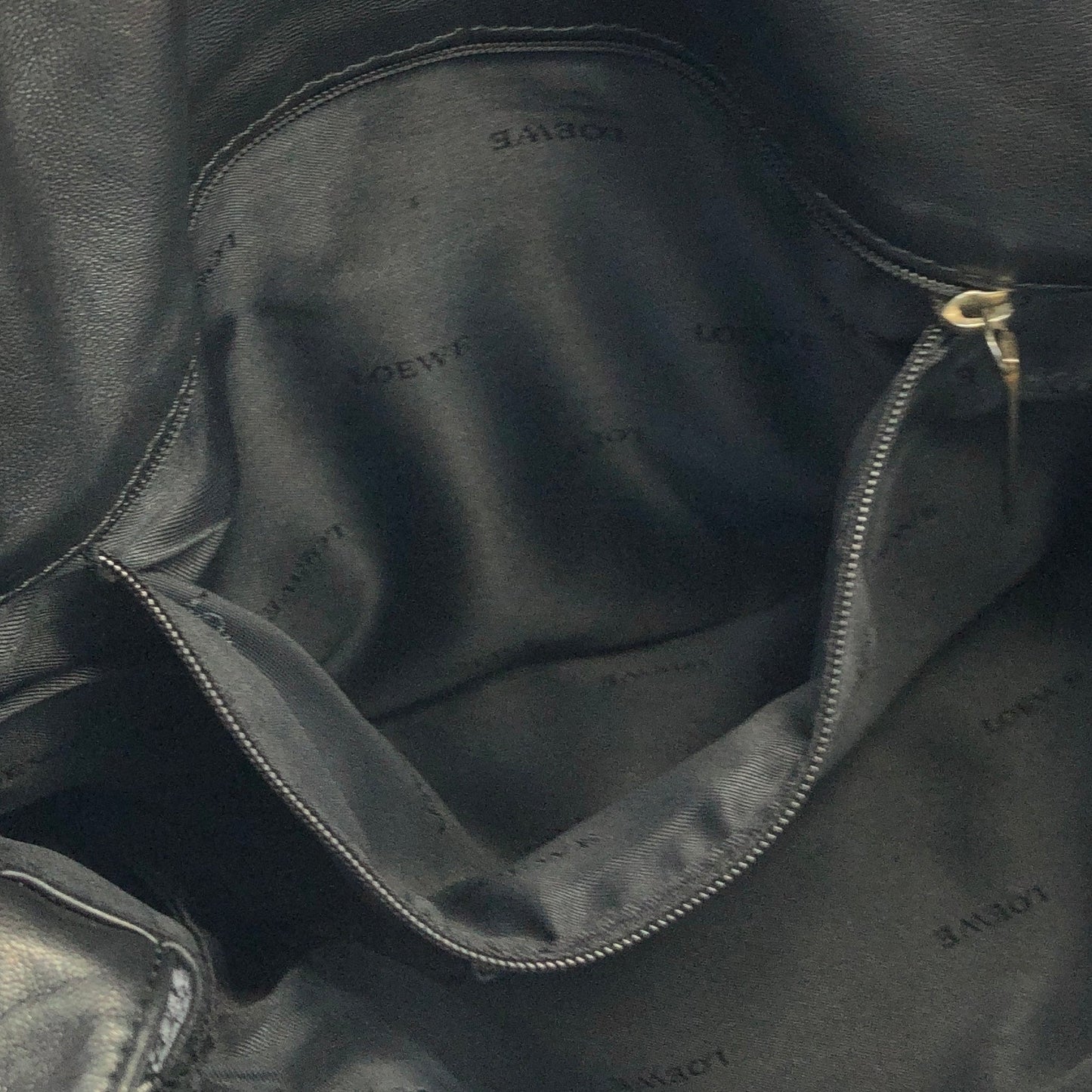 LOEWE Anagram Logo Nappa Leather Drawstring Shoulder bag Black Vintage Old xp5hpu