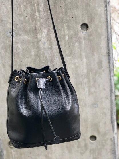 Yves Saint Laurent Diamond Cutout Shoulder bag Black YSL Vintage Old deuxn2