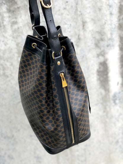 CELINE Macadam Blason Side Zipper Drawstring Shoulder bag Black Vintage Old Celine yabpd6