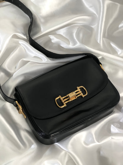 CELINE 馬銜扣皮革斜背包 黑色復古 p25eua 
