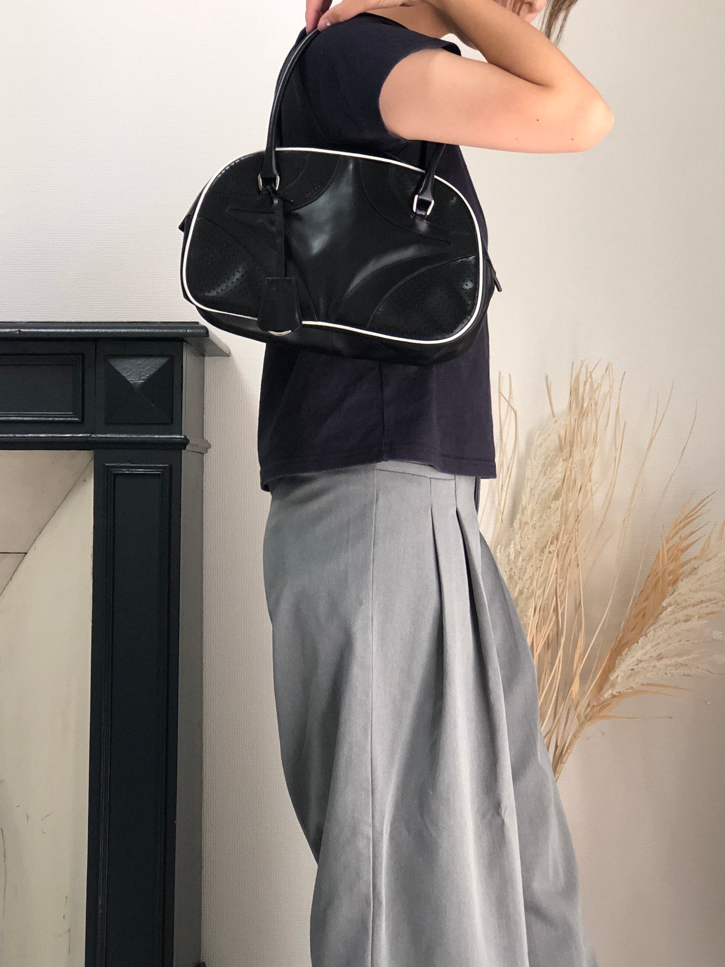 PRADA 掛鎖小號波士頓包 手提包 黑色 復古 vcg8wk