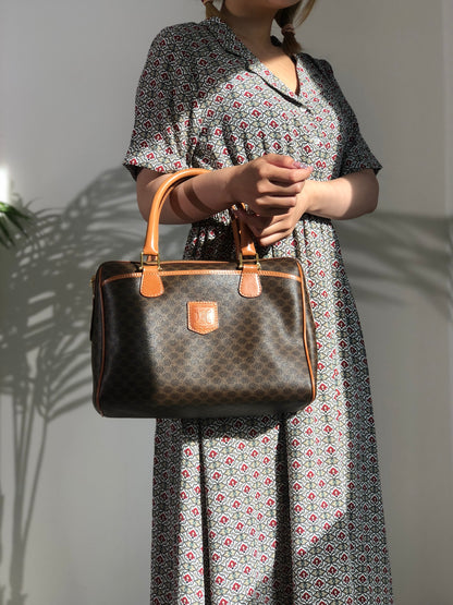 CELINE Macadam Blason Handbag Brown Vintage 5mzszr