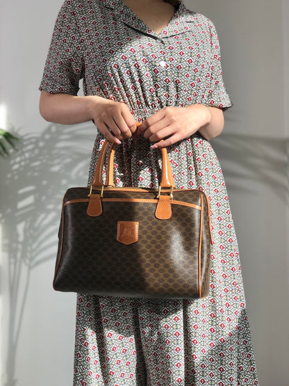 CELINE Macadam Blason Handbag Brown Vintage 5mzszr