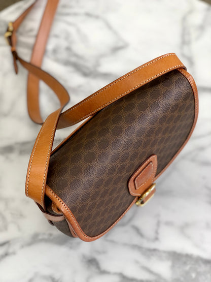 CELINE Macadam Front buckle Shoulder bag Brown Vintage Old CELINE vjh83d