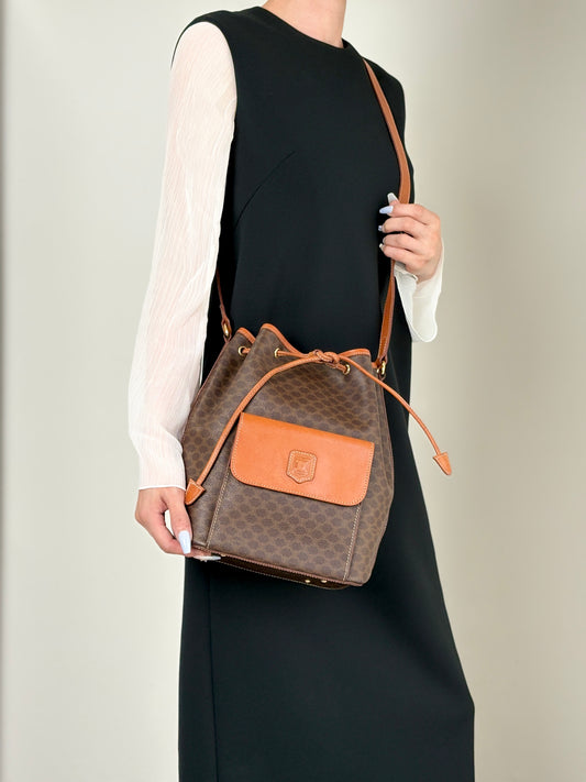 CELINE Macadam Blason Drawstring Shoulder bag Brown Vintage 6jegsp
