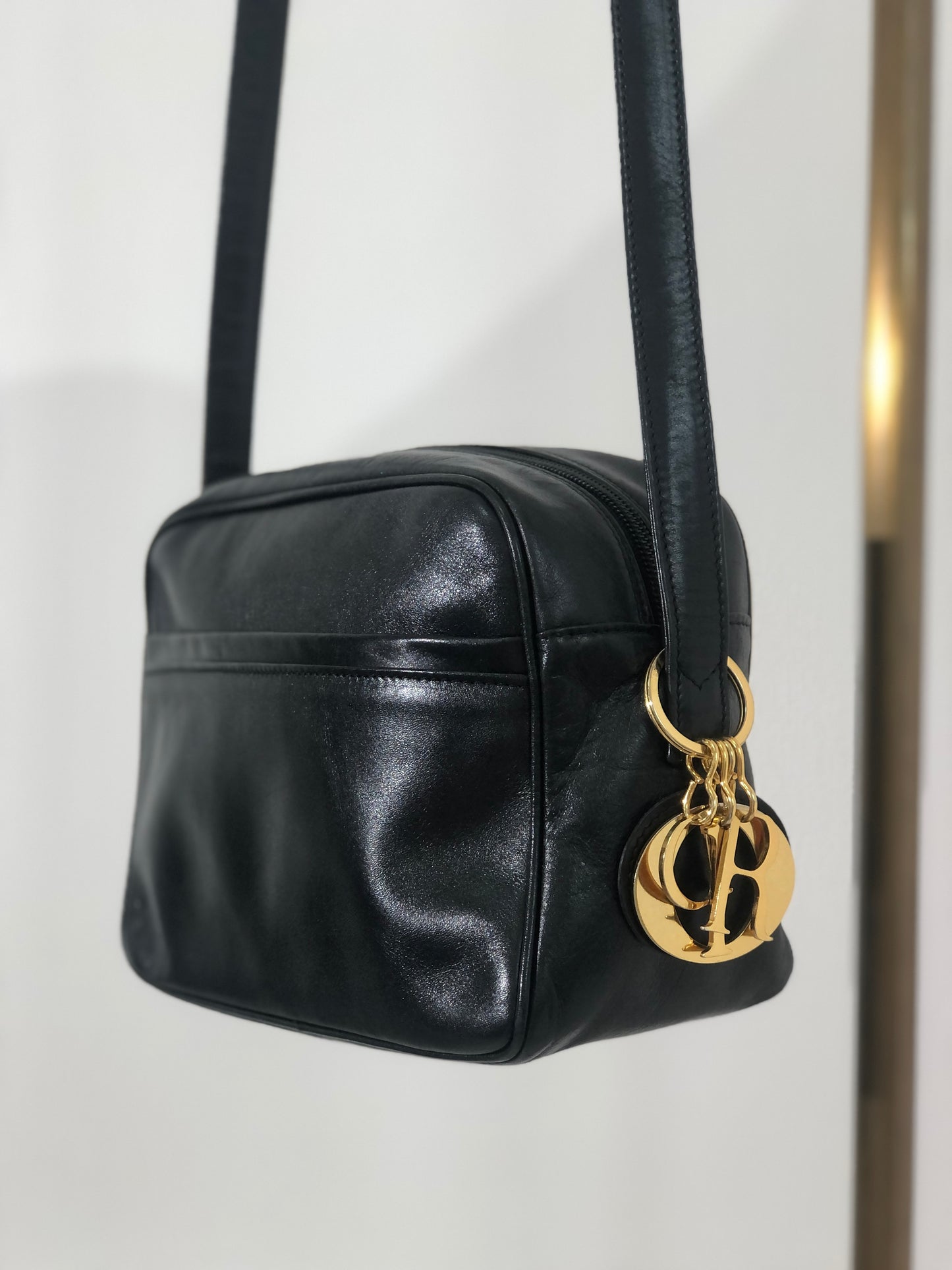 Christian Dior Logo Charm Leather Crossbody Shoulder bag Black Vintage gyuw6k