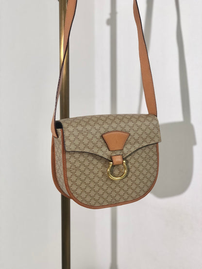 CELINE Macadam Gancini Crossbody Shoulder bag Beige Vintage kx4dhy