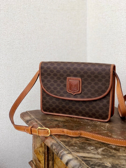 CELINE Macadam Blason Crossbody Small Shoulder bag Brown Vintage Old Celine 73td6y