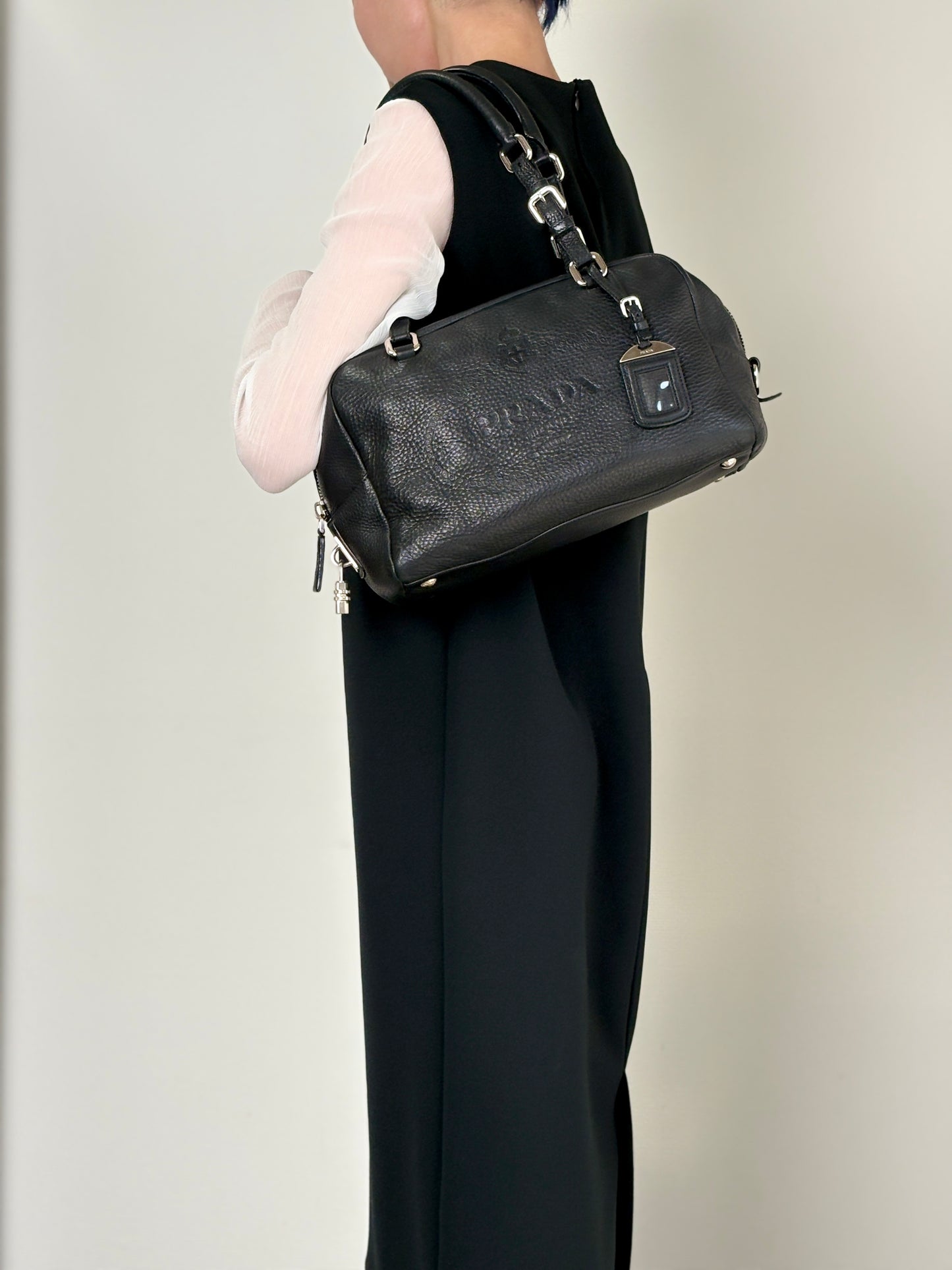 PRADA Logo Embossed Small Boston bag Handbag Black Vintage ydeszs