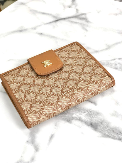 CELINE Macadam Triomphe Clasp wallet beige z66mum