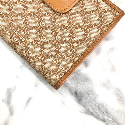 CELINE Macadam Triomphe Clasp wallet beige z66mum