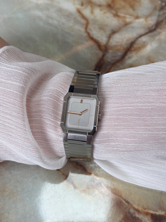 Yves Saint Laurent YSL Logo Watch Silver 4-108019TA Vintage pg8xvz
