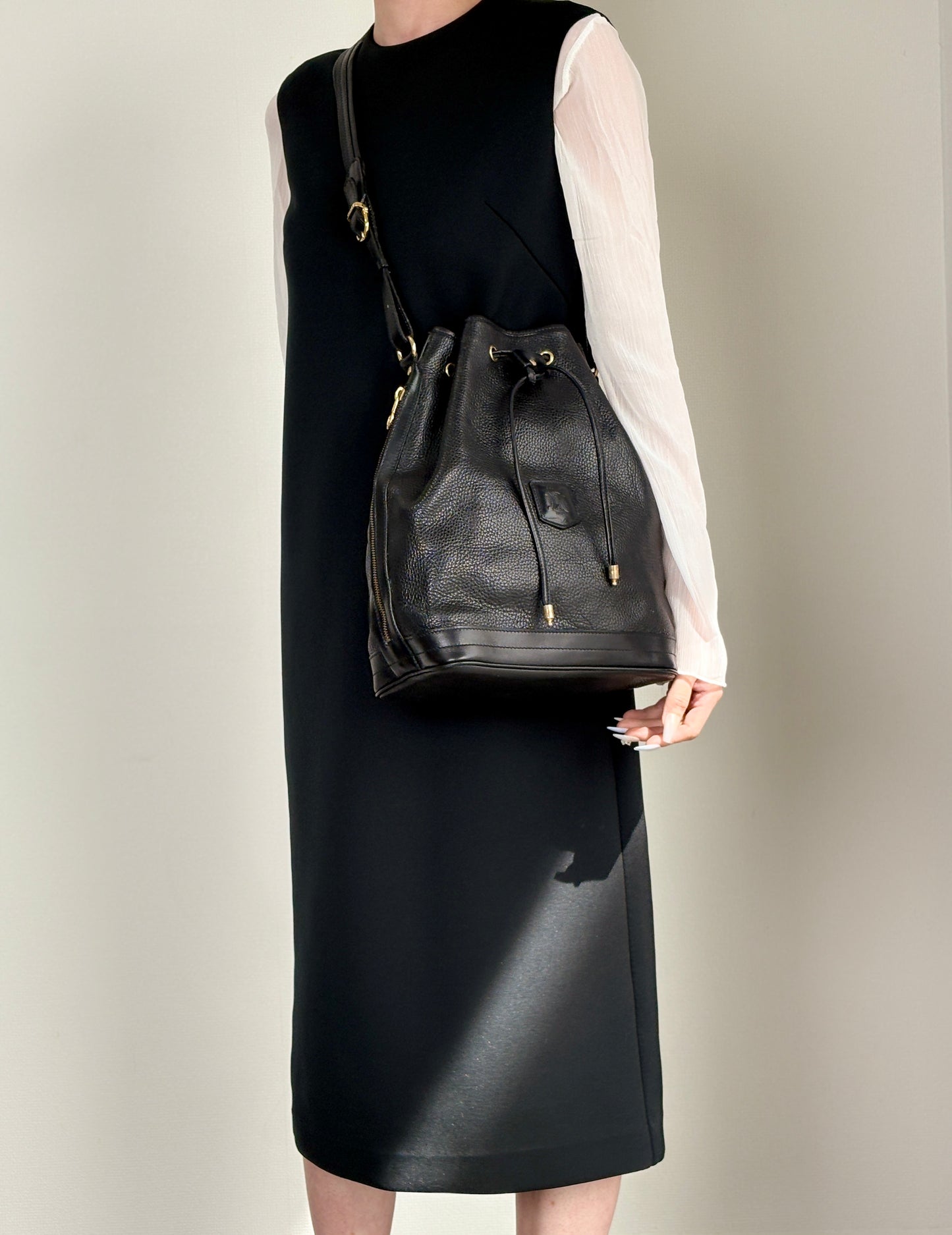 CELINE Blason Drawstring Shoulder bag Black Vintage 6uw6d7