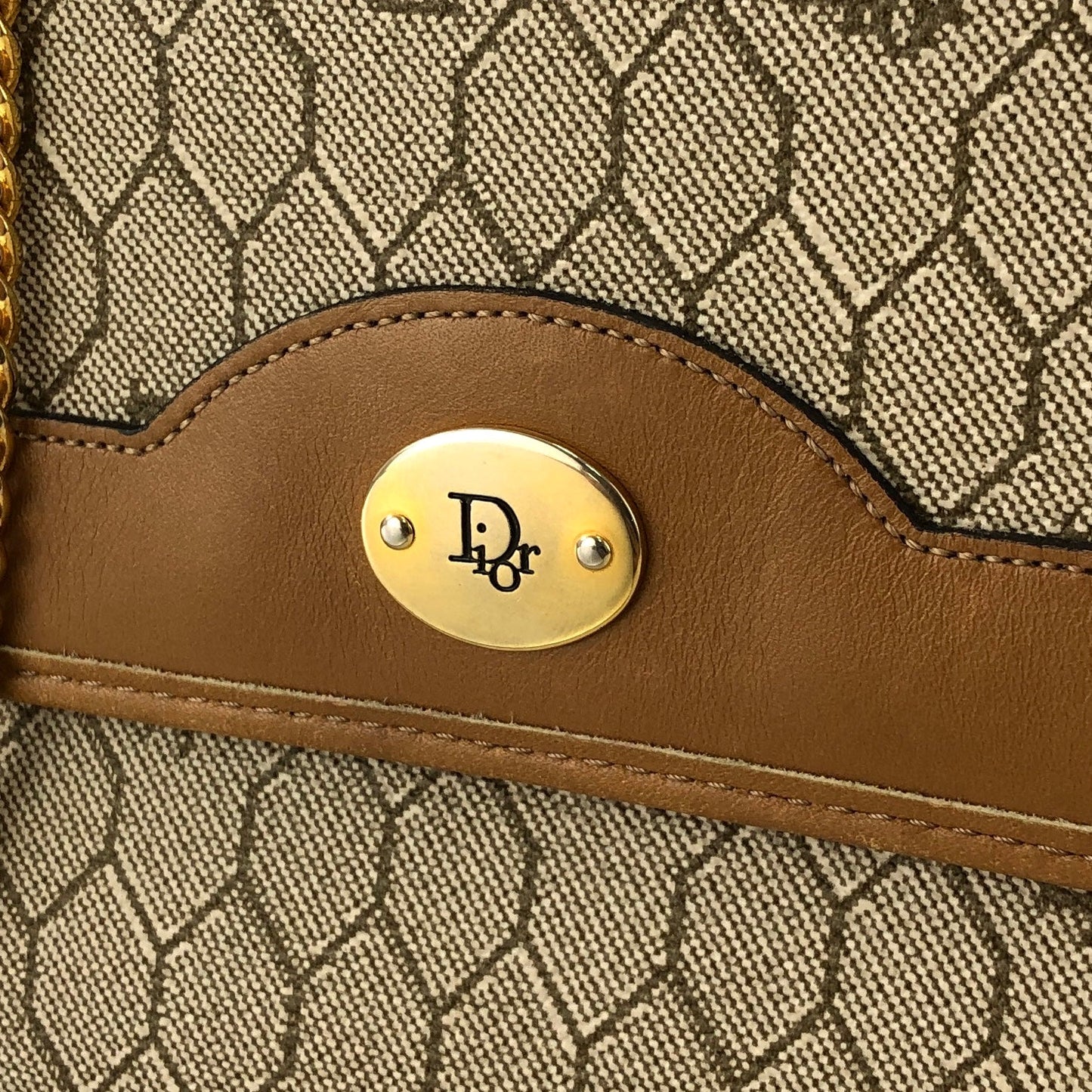 Christian Dior Logo Honeycomb Pattern Chain Crossbody Shoulderbag Beige Vintage Old 74cyaz
