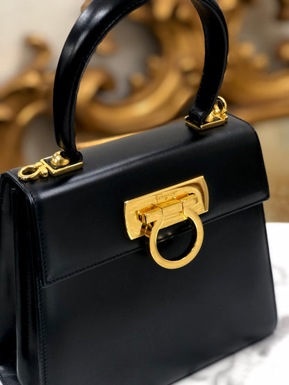 Salvatore Ferragamo Gancini Crossbody Handbag Shoulderbag Black Vintage Old e3ik8s