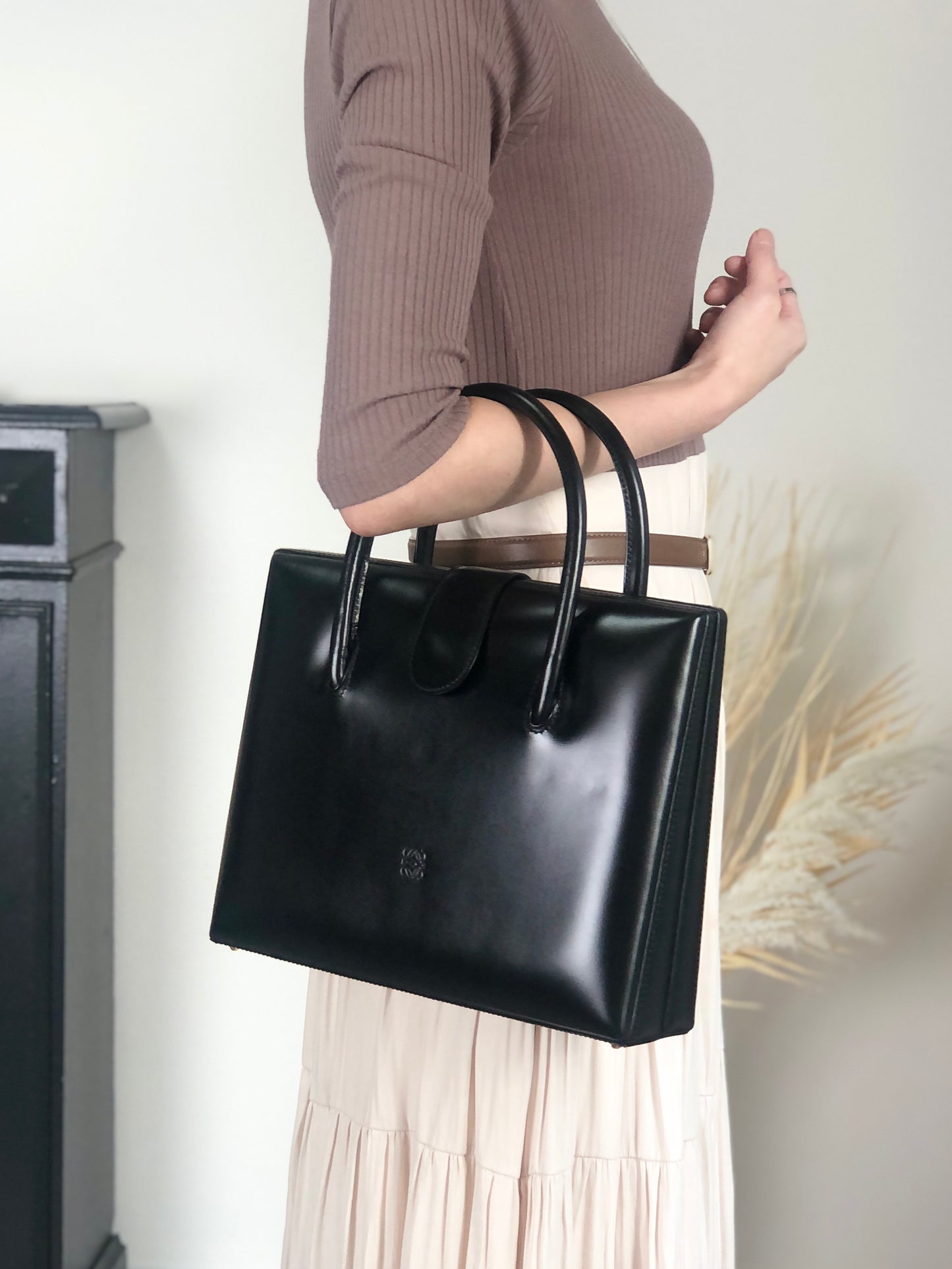 LOEWE Anagram Handbag Black Vintage f66py8