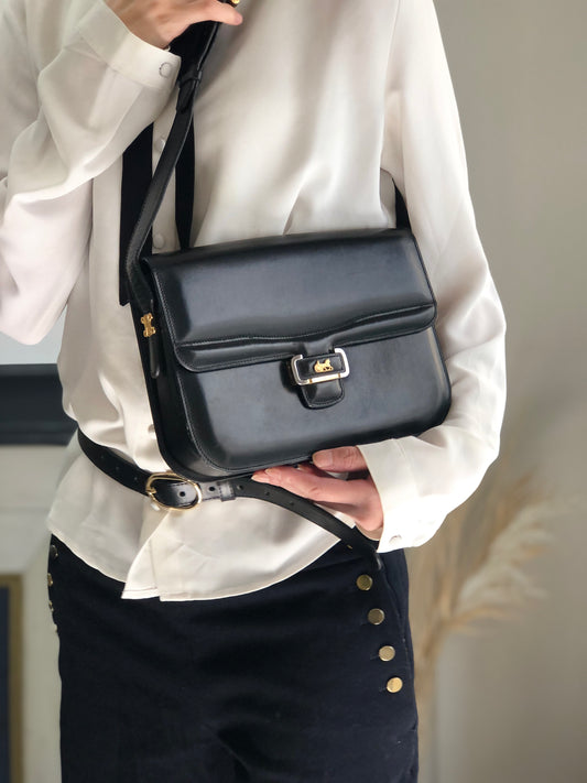 CELINE Triomphe Horse Carriage Shoulder bag Black Vintage pw788h