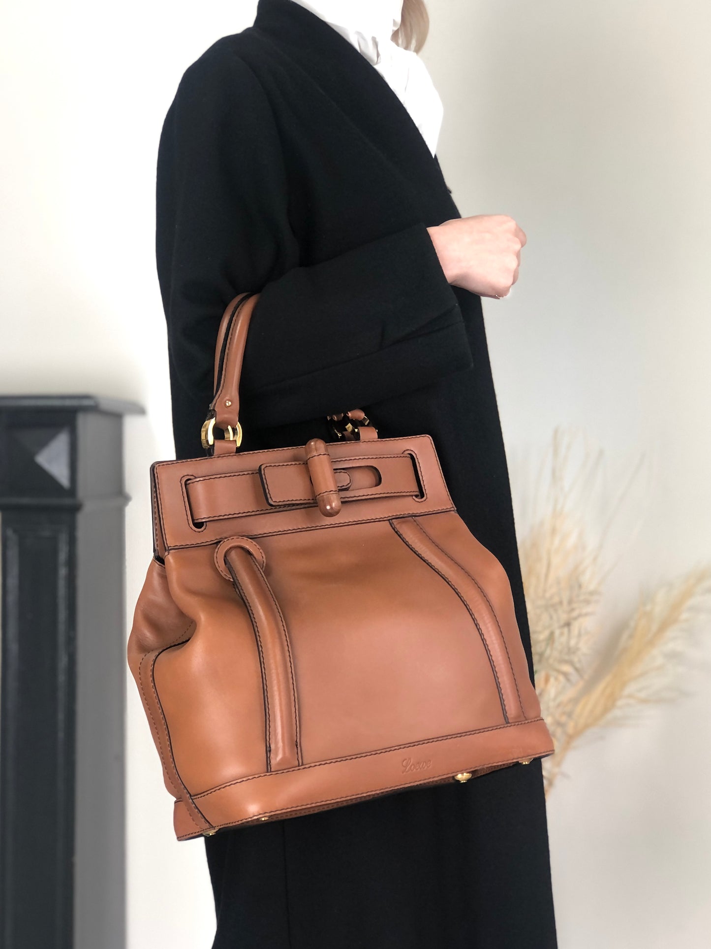 LOEWE Turn Lock Handbag Brown Vintage u4bec7