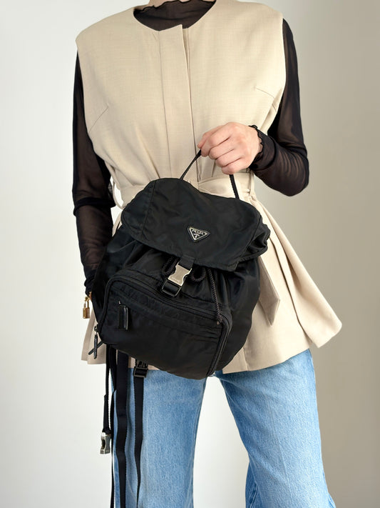 PRADA Tessuto Triangle Logo Front Buckle Backpack Black Vintage jmakxv