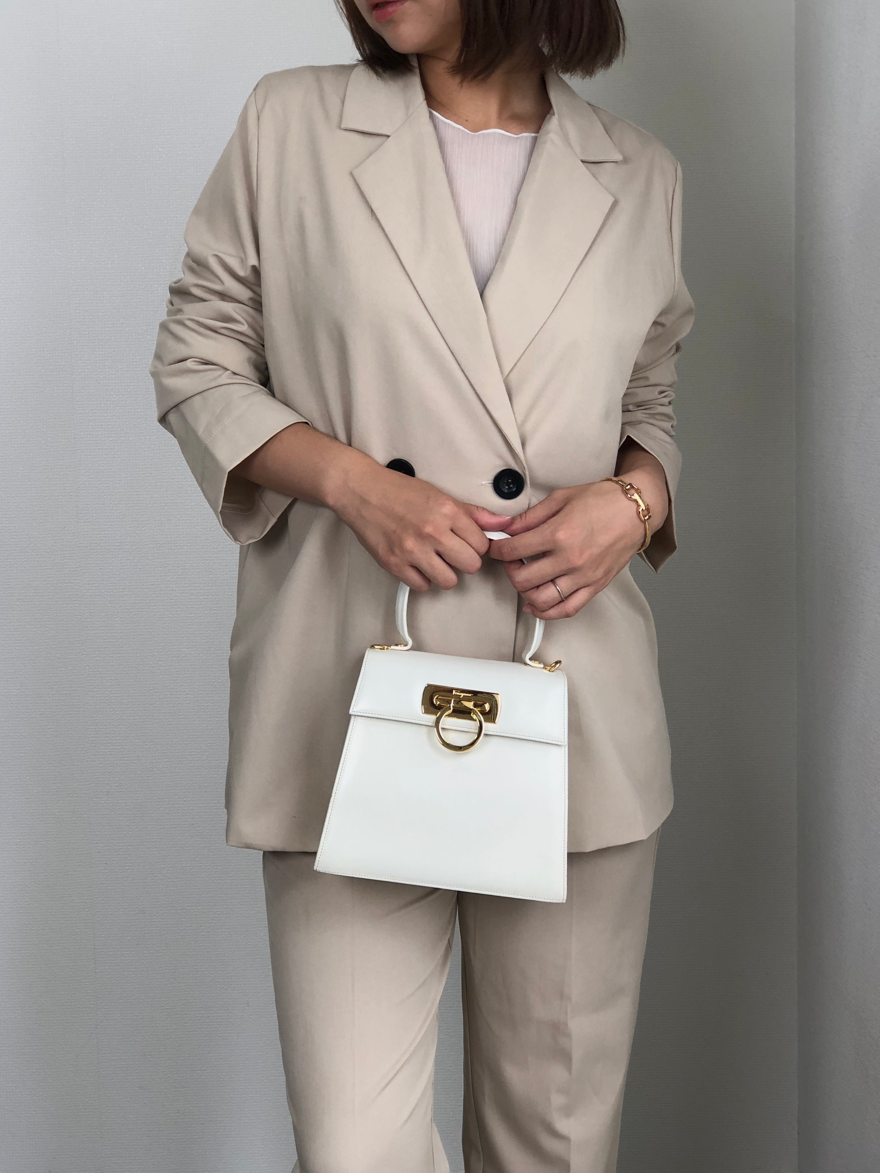 Vintage Salvatore Ferragamo | VintageShop solo