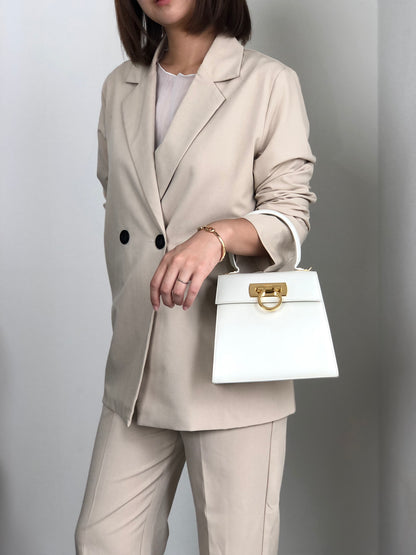 Salvatore Ferragamo Gancini Two-way Handbag Shoulder bag White Vintage wi32m8