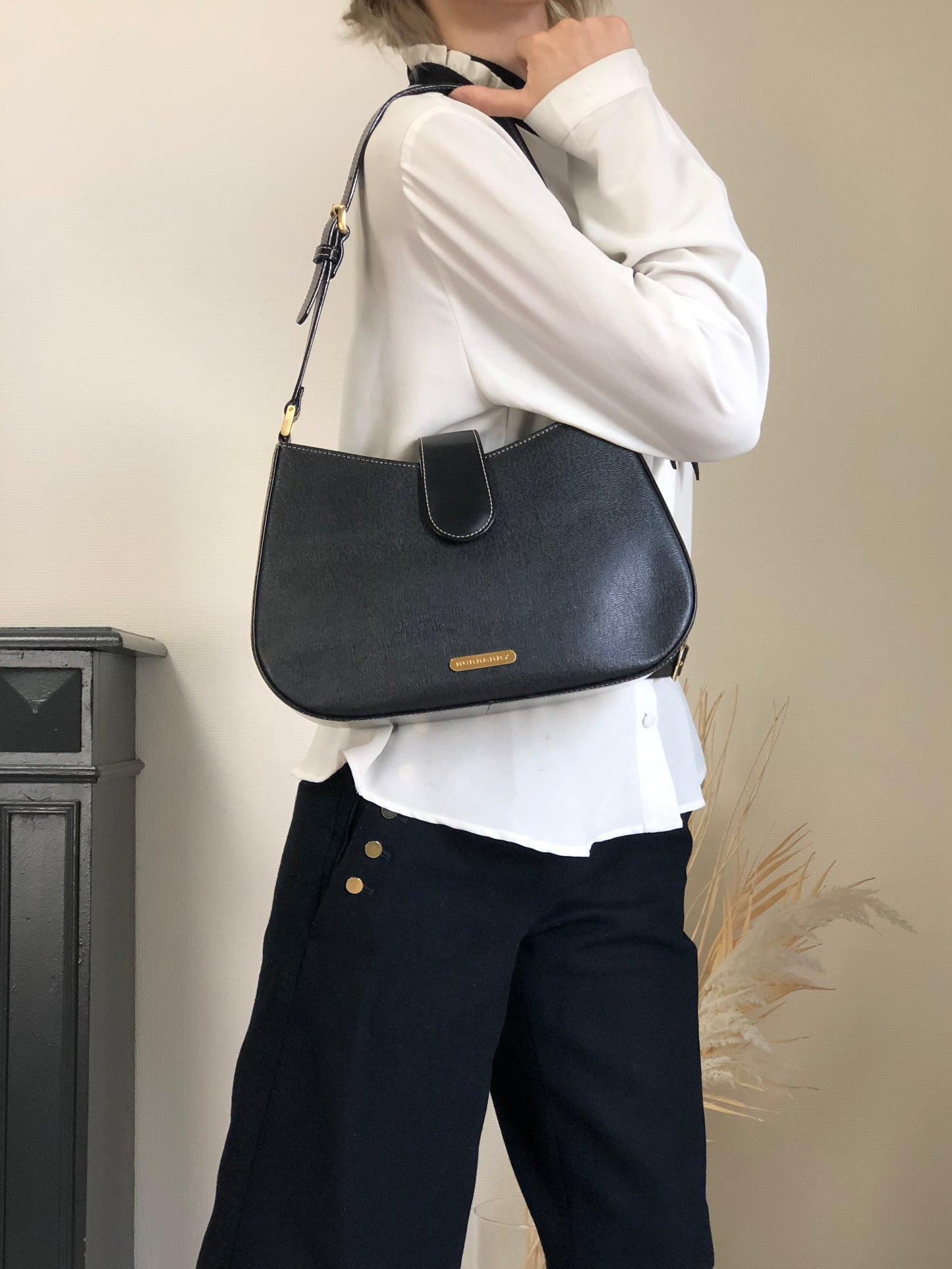 BURBERRY Shoulder bag Black Vintage ba84aj