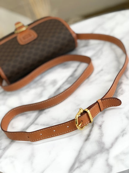 CELINE Macadam Blason Buckle Crossbody Shoulder bag Brown Vintage Old Celine 8rmsve