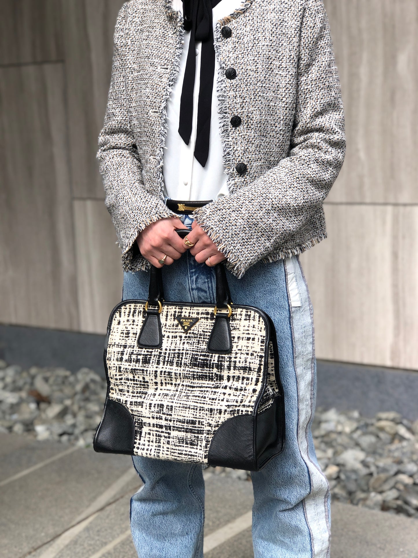 PRADA Triangle Logo Handbag White×Black Vintage xpzwfz