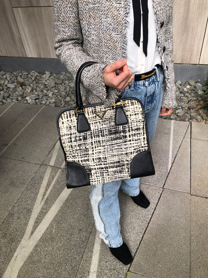 PRADA Triangle Logo Handbag White×Black Vintage xpzwfz