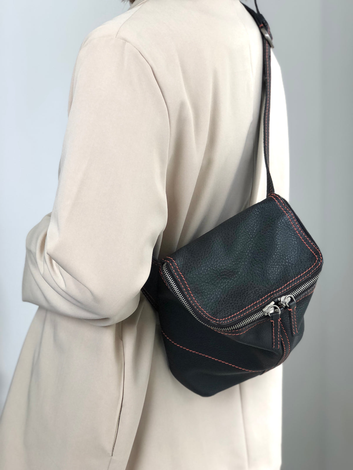PRADA Stitch Shoulder bag Sling bag Black Vintage wg4cn6