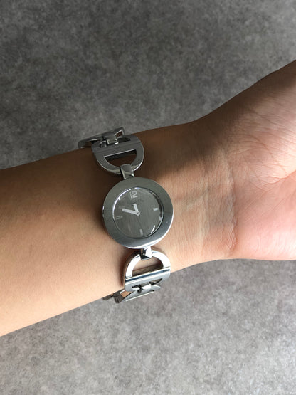 Christian Dior Logo Quartz Watch Silver CD022110 FA4647 Vintage drenb7