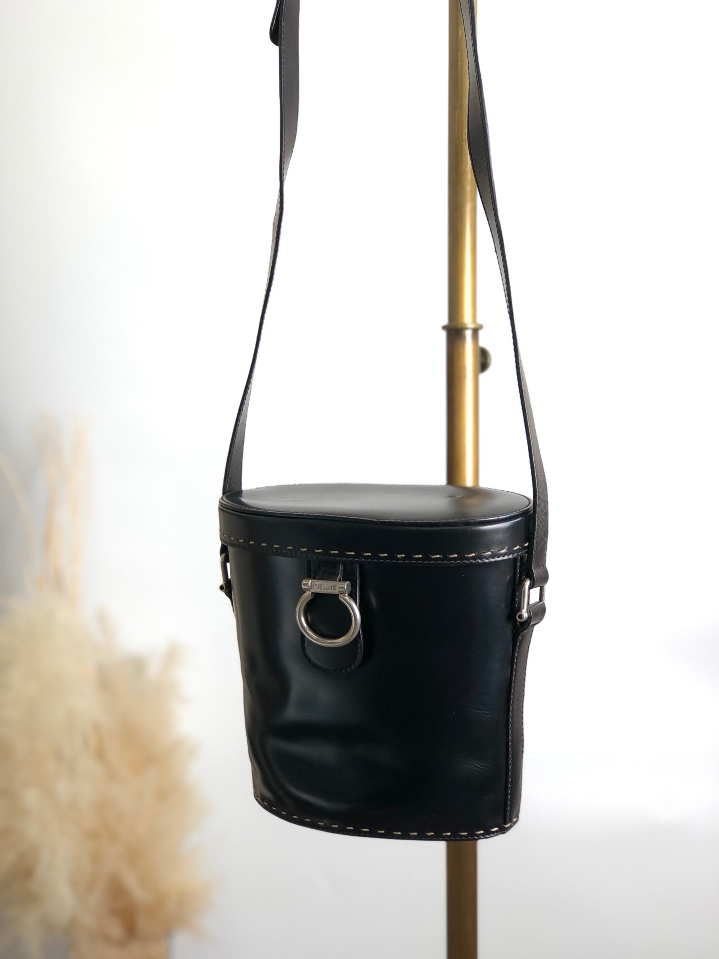 CELINE Stitch Horsebit Leather Bucket Crossbody Shoulder Bag Black Vintage Old Celine 3hrv6j