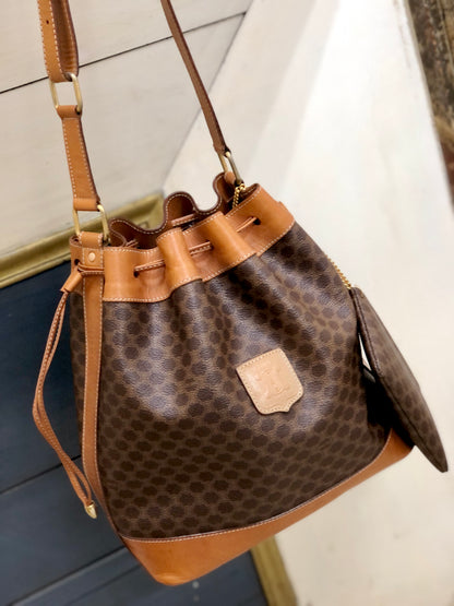 CELINE Macadam Blason Drawstring Bucket Shoulder bag Brown Vintage Old CELINE txv2jg