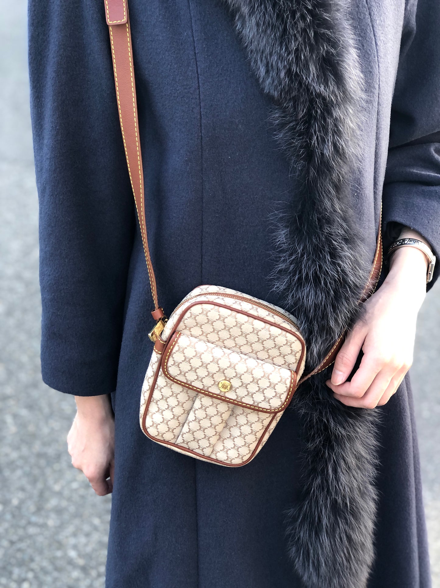 CELINE Blason Small Shoulder bag Beige Vintage yn4w5e