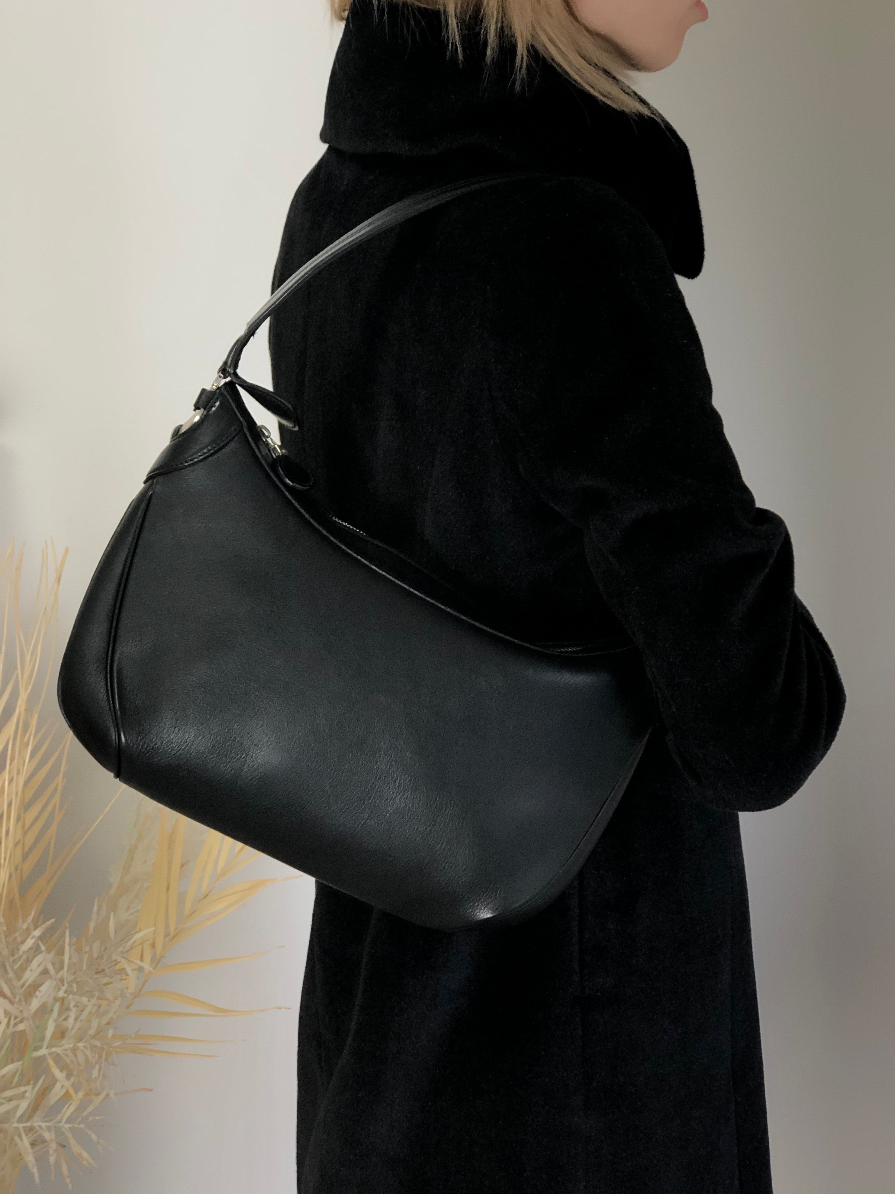 Vintage Salvatore Ferragamo | VintageShop solo