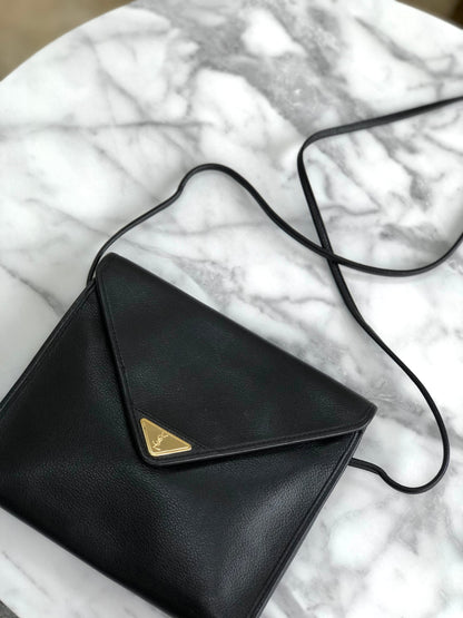 Yves Saint Laurent YSL Triangle logo Shoulder bag Black Vintage Old kirbab