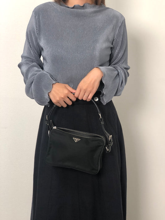 PRADA Tessuto Triangle Logo Shoulder bag Black Vintage mshu7d