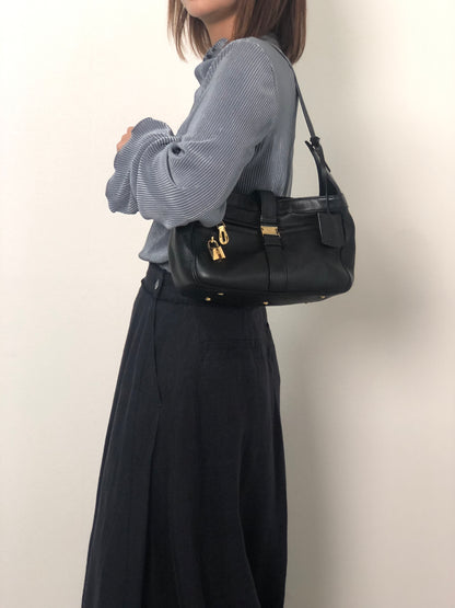 LOEWE Logo Shoulder bag Black Vintage earnia