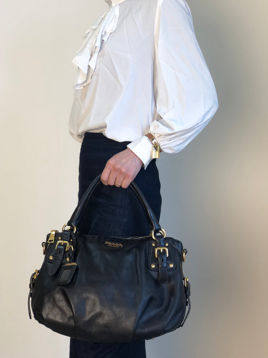 PRADA Logo Handbag Black Vintage jkn44z