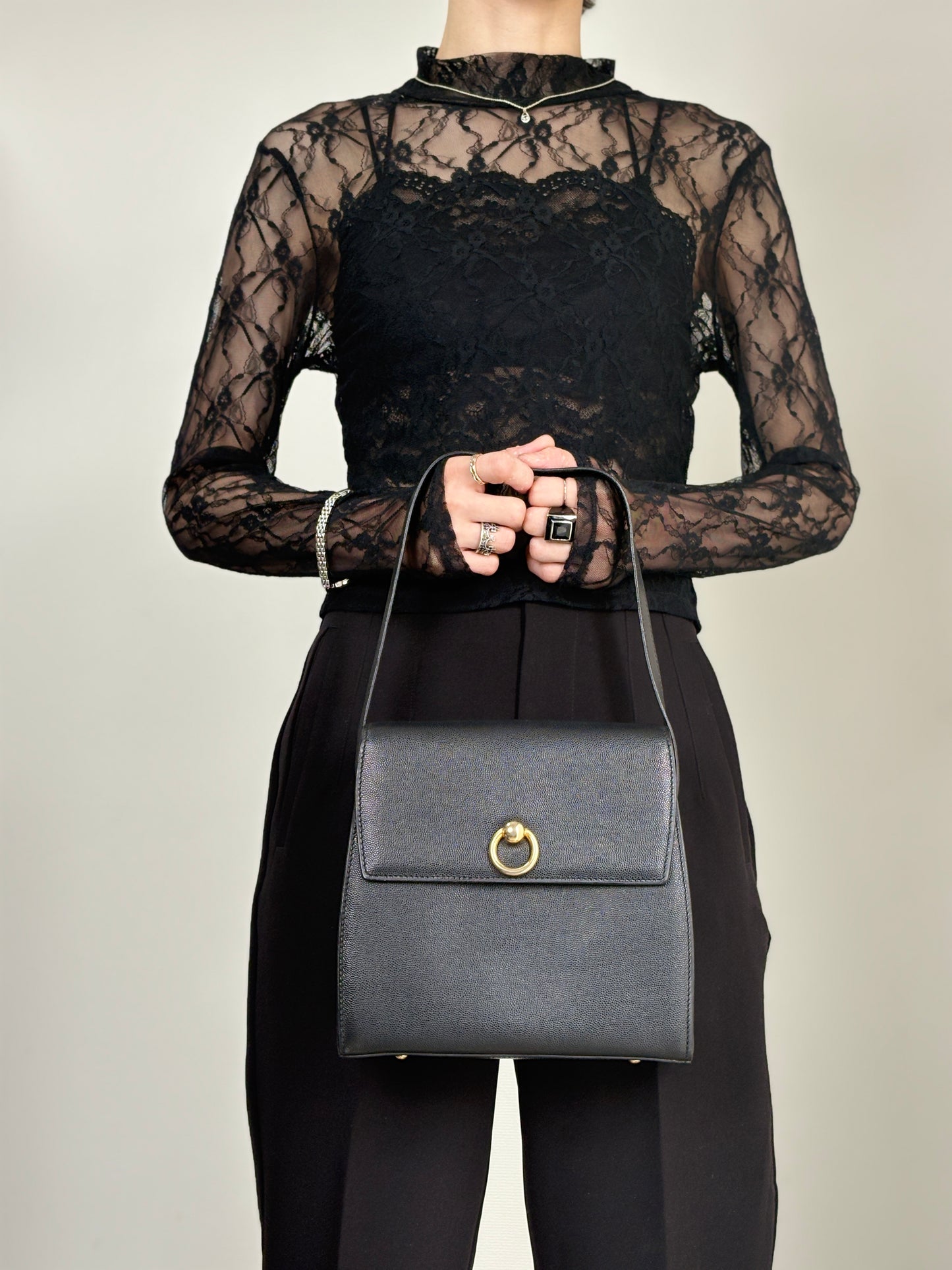 CELINE Circle Logo Shoulder bag Black Vintage eefby6
