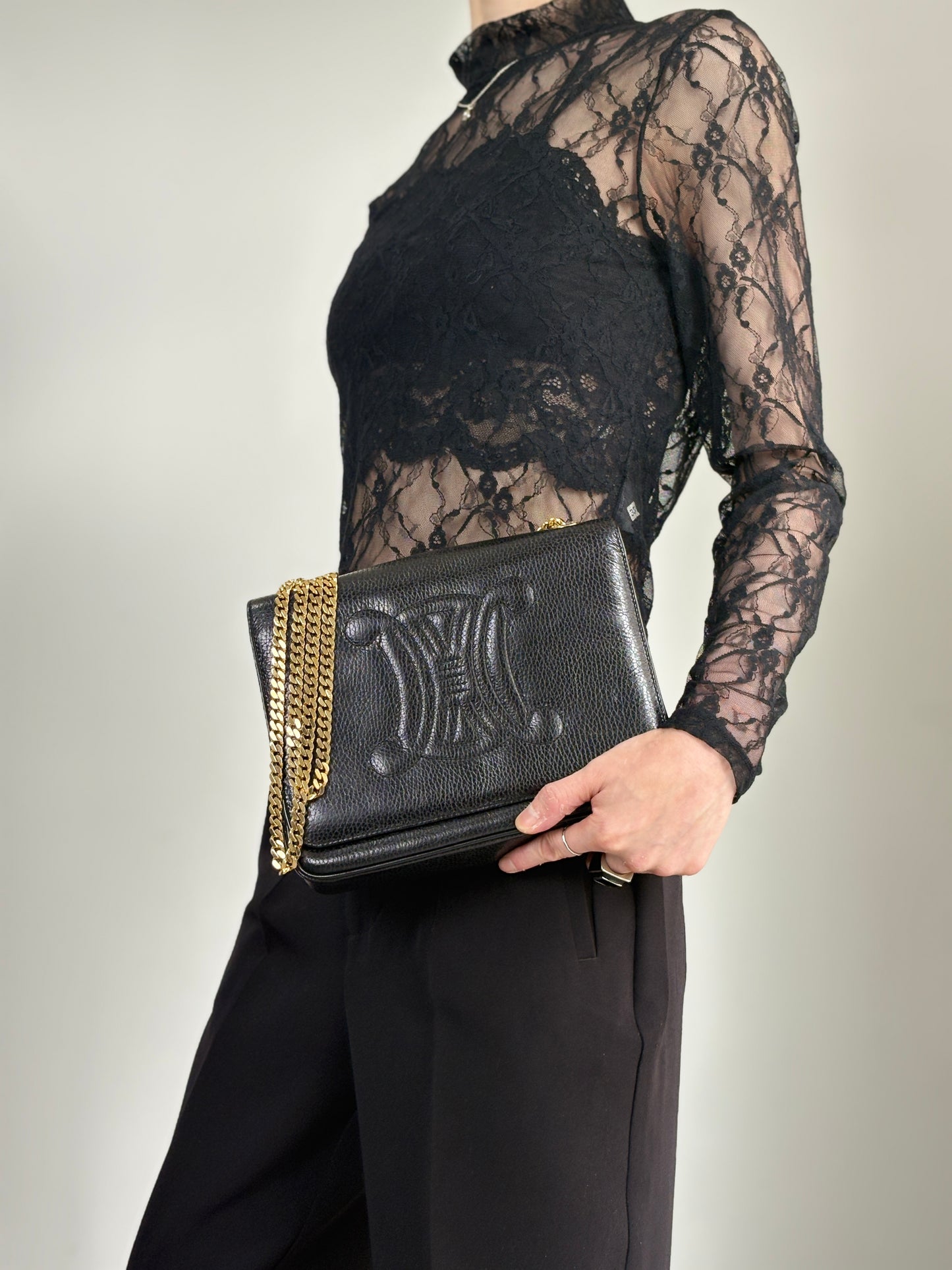 CELINE Triomphe Chain Shoulder bag Black Vintage t8zcx2
